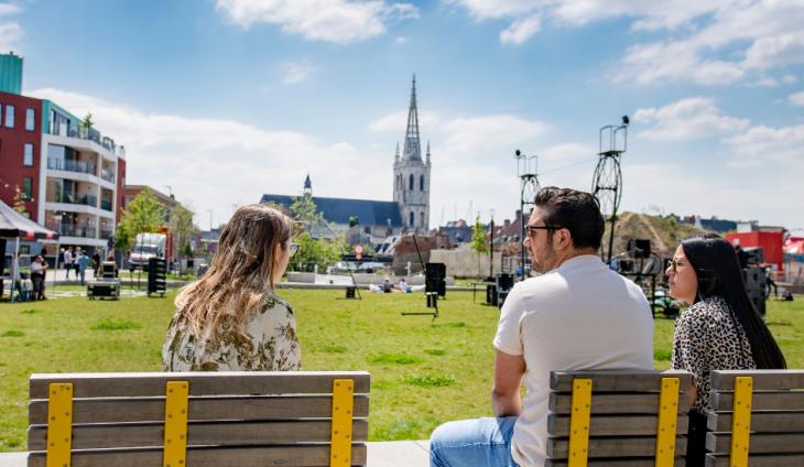 Locals in het groene Sluispark