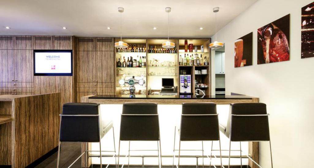 Bar in Ibis Leuven Centrum