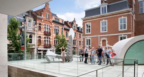 Zicht op het terras van M Leuven
