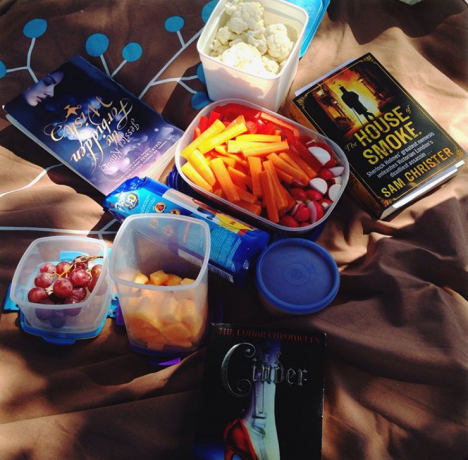 © Karen Vandenbeck De picknick van Karen, met het nog te verslinden boek.