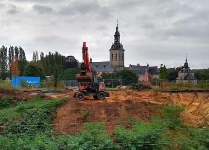 © Piet Bovin De graafwerken voor de Parkwegbrug.